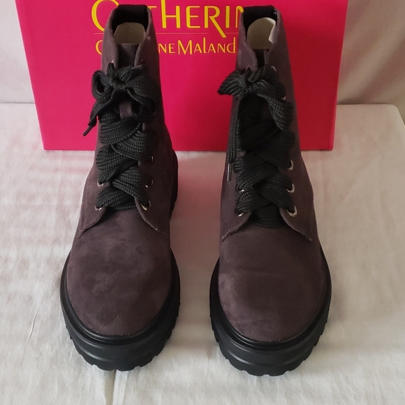 NEW Catherine Malandrino Champy Faux Suede Boot - Picture 7 of 11